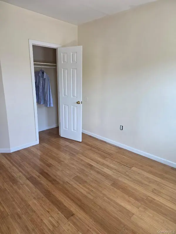 102-16 Park Ln S #2, Richmond Hill, NY 11418