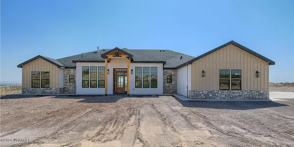 6035 Dusty Prints RD, Las Cruces, NM 88001