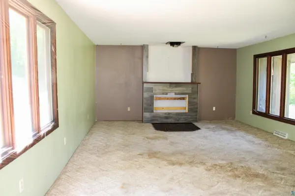 5392 Saatela Rd, Mountain Iron, MN 55768