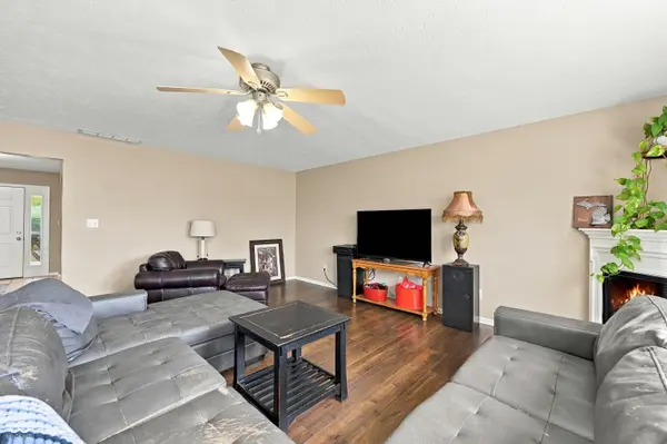 10133 Wellborne DR, Indianapolis, IN 46236