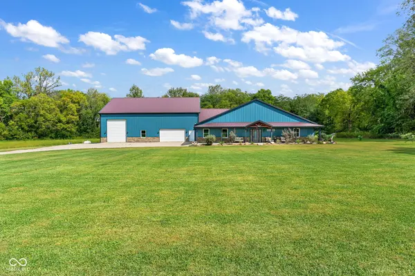7566 N Blue River RD, Carthage, IN 46115