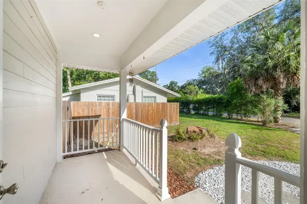 2032 NW 33RD AVE, Gainesville, FL 32605