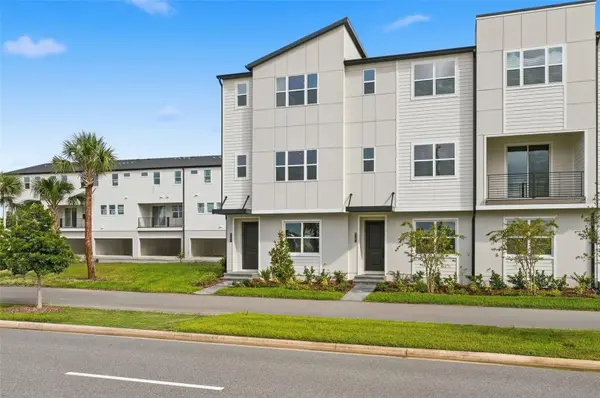 9297 LUMINARY BLVD, Orlando, FL 32827