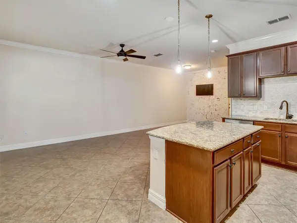 9986 EAGLE CREEK CENTER BLVD, Orlando, FL 32832