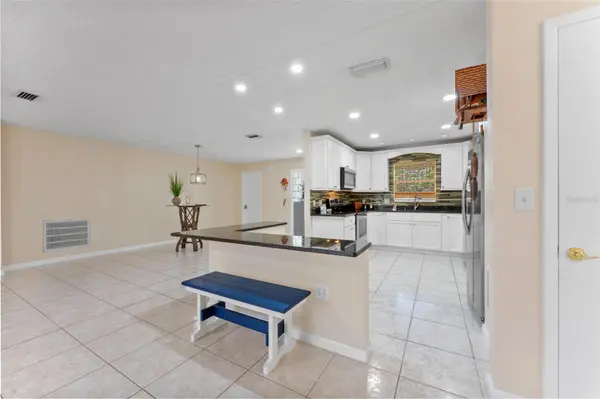 344 CROSSWINDS DR, Palm Harbor, FL 34683