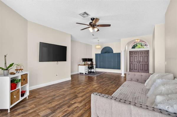 10007 VISTA POINTE DR, Tampa, FL, 33635 photo 9