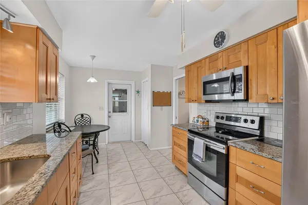 1517 ALLEGHENY DR, Sun City Center, FL 33573