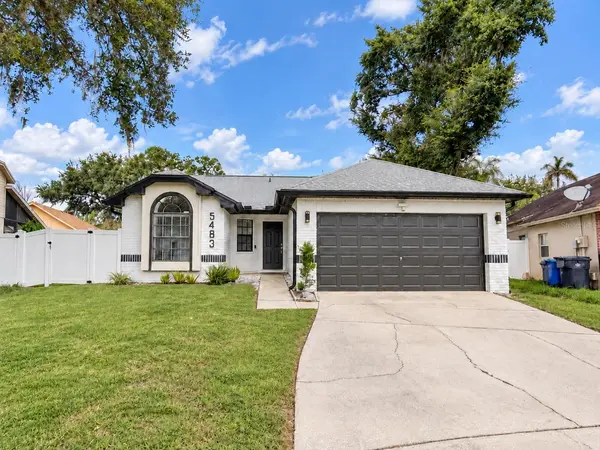 5483 FRIARSWAY DR, Tampa, FL 33624