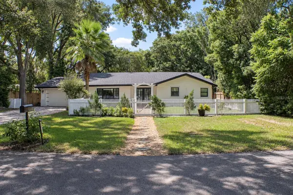 8042 RIDGE WAY, Orlando, FL 32817
