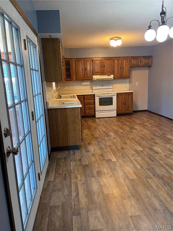 1043 Madison 333, Fredericktown, MO 63645