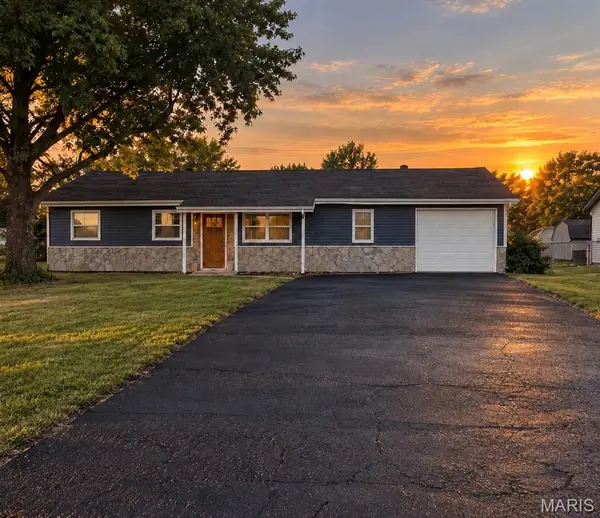 403 Prince Charles DR, O'fallon, MO 63366