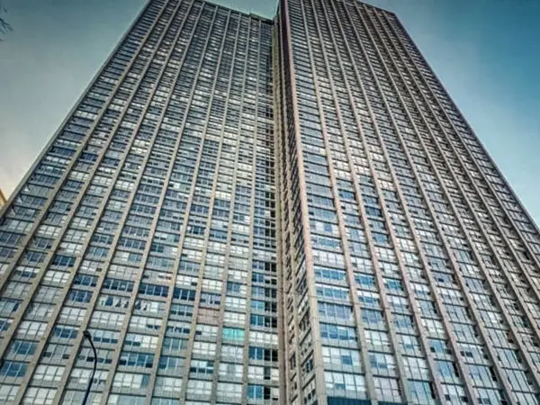 655 W Irving Park RD #311, Chicago, IL 60613