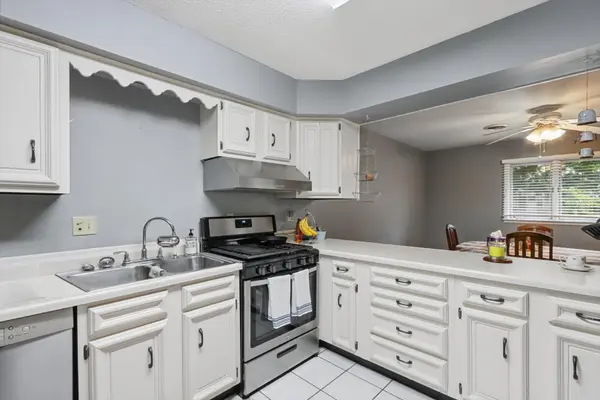 1406 E Pennsylvania AVE, Urbana, IL 61801