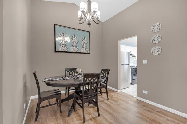 1010 E Nichols RD #8, Palatine, IL 60074