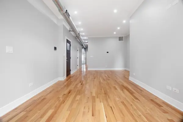3234 W Fulton BLVD, Chicago, IL 60624