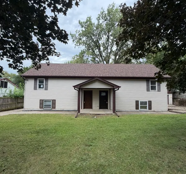 1724 Lyran AVE, Rockford, IL 61109
