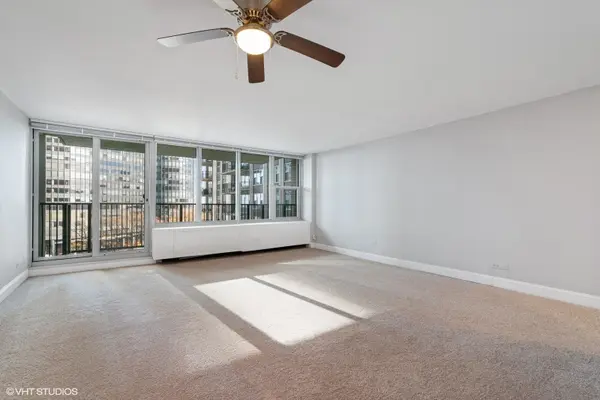 400 E Randolph ST #1123, Chicago, IL 60601