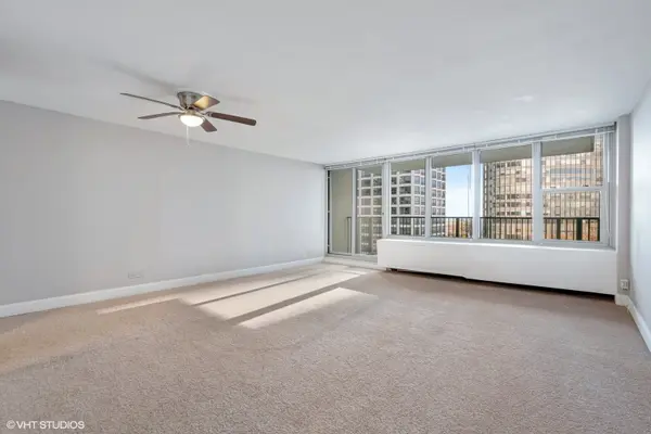 400 E Randolph ST #1123, Chicago, IL 60601
