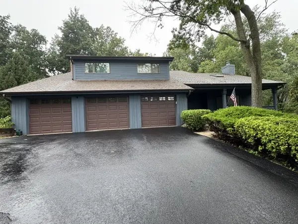 38 N Alleghany RD, Grayslake, IL 60030