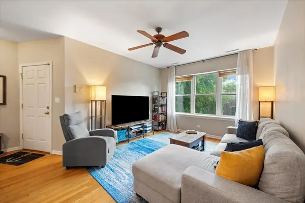 2458 W Grace ST #2, Chicago, IL 60618