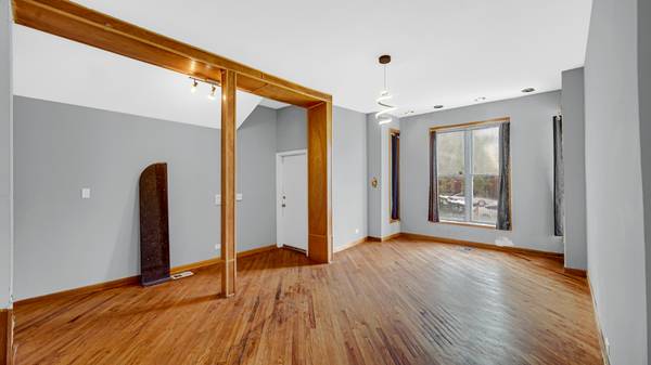 5943 S Indiana AVE, Chicago, IL 60637