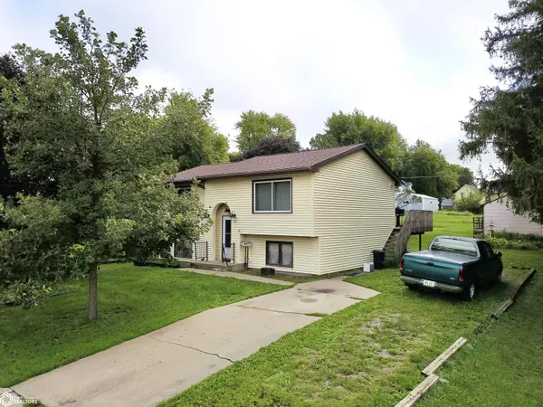 416 Spring ST, Grinnell, IA 50112