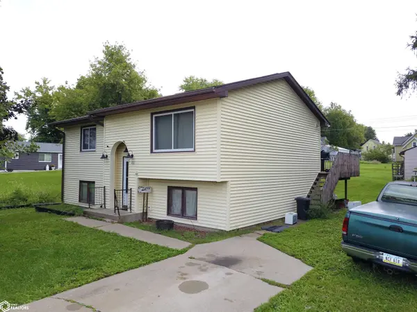 416 Spring ST, Grinnell, IA 50112