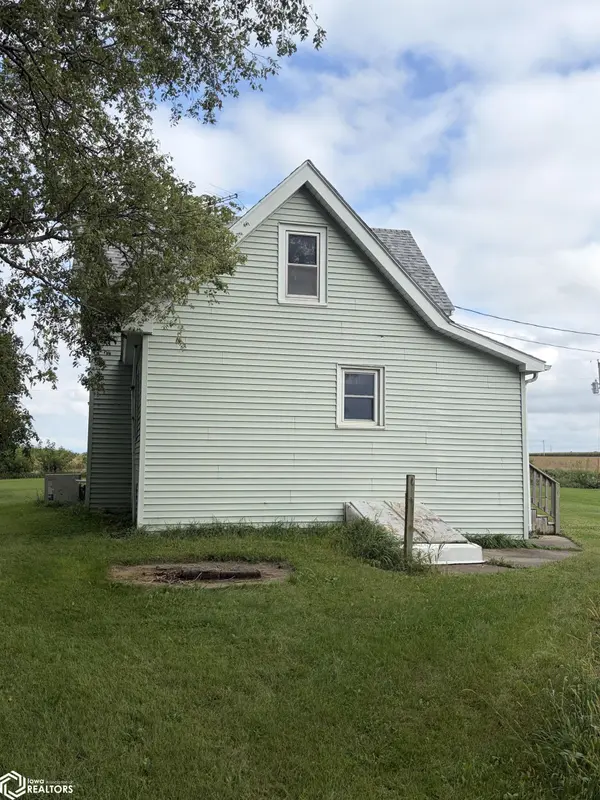 1765 Gerhart AVE, Clemons, IA 50051