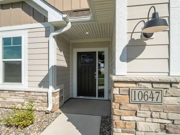 10647 Mississippi Dunes TRL S, Cottage Grove, MN 55016
