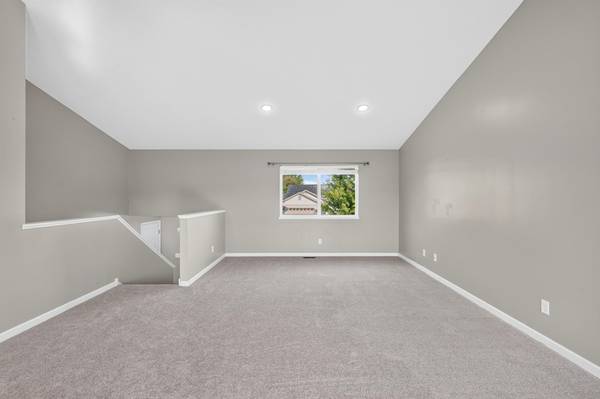 930 Meadows BLVD, Norwood Young America, MN 55397