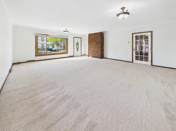 404 5th ST S, Sauk Centre, MN 56378