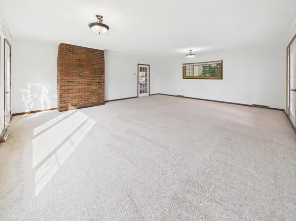 404 5th ST S, Sauk Centre, MN 56378
