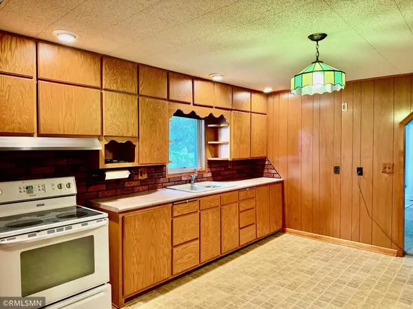 638 Pennsylvania AVE, Adrian, MN 56110