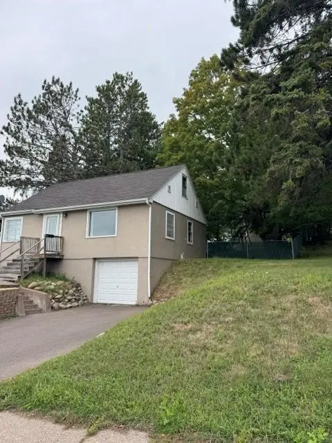 4125 Woodland AVE, Duluth, MN 55803