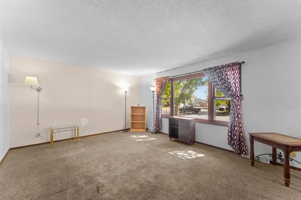 324 11th AVE SW, Cambridge, MN 55008