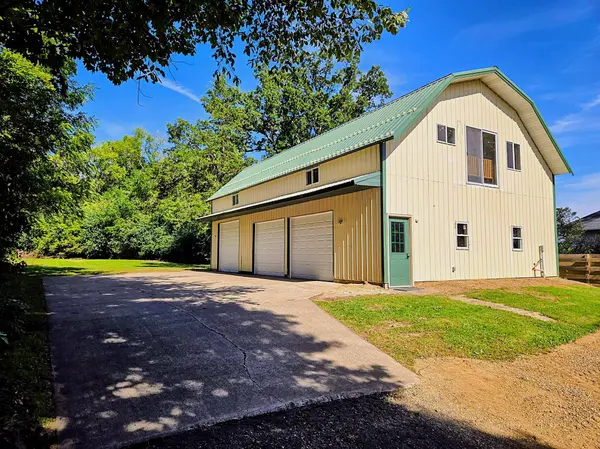 131 2nd AVE, Clear Lake, WI 54005
