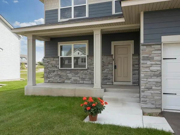 10691 Bent Pine LN, Woodbury, MN 55129