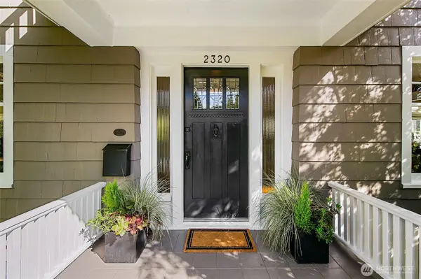 2320 Nob Hill AVE N, Seattle, WA 98109