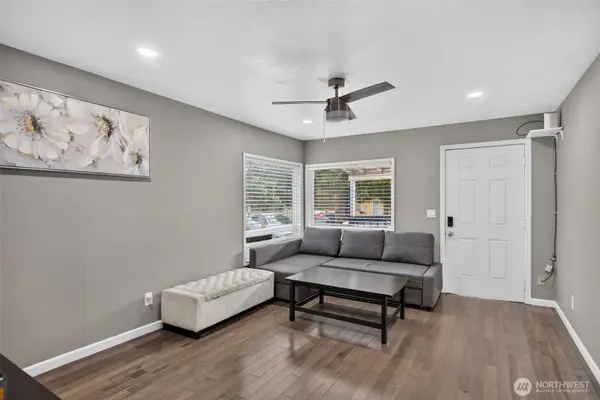 12809 4th AVE S, Burien, WA 98168