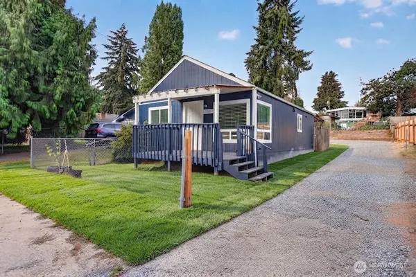 12809 4th AVE S, Burien, WA 98168