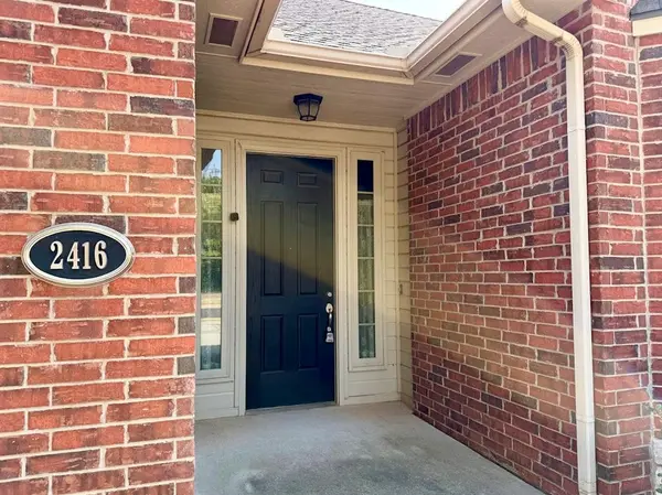 2416 Birmingham DR, Norman, OK 73071
