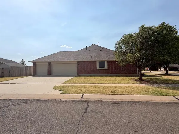 2416 Birmingham DR, Norman, OK 73071