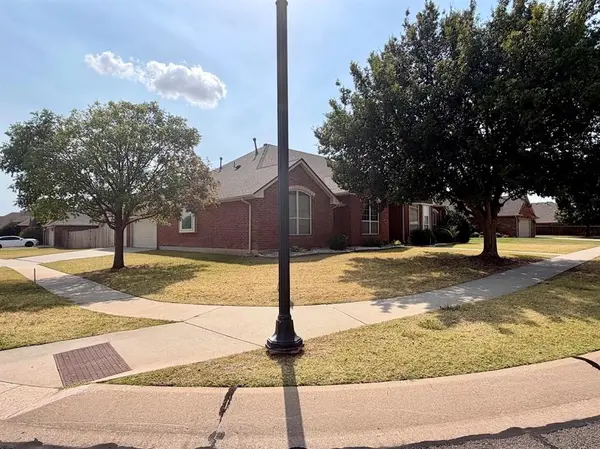 2416 Birmingham DR, Norman, OK 73071