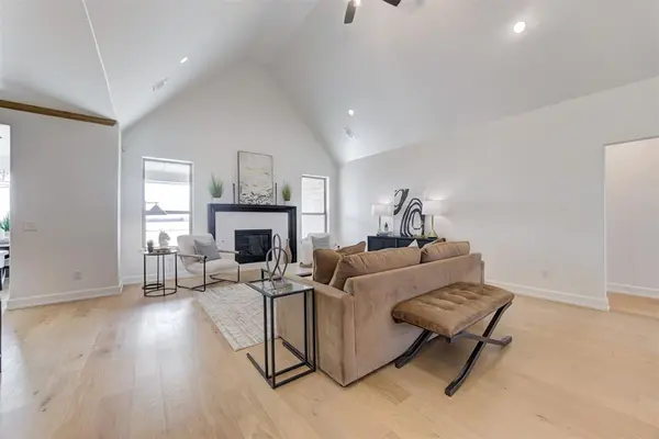 4533 Maple Ridge DR, Edmond, OK 73034