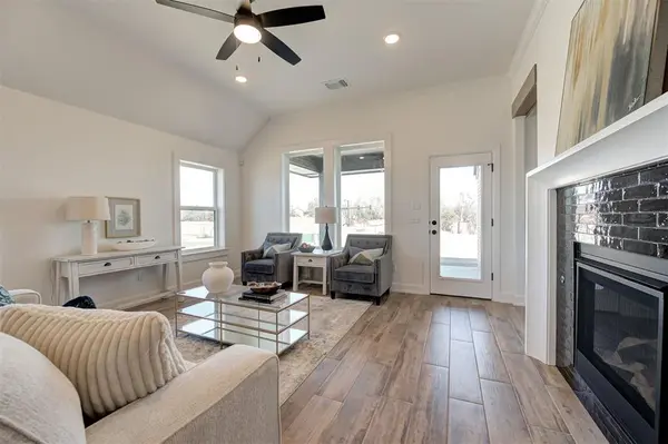 4933 Sand Lily LN, Edmond, OK 73034