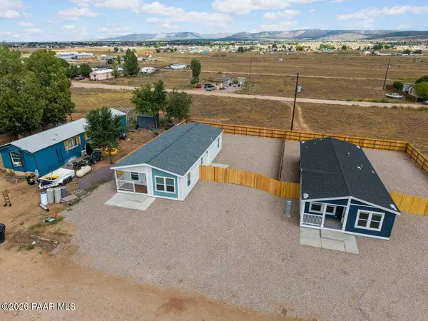 270 W Lake Louise RD, Paulden, AZ 86334