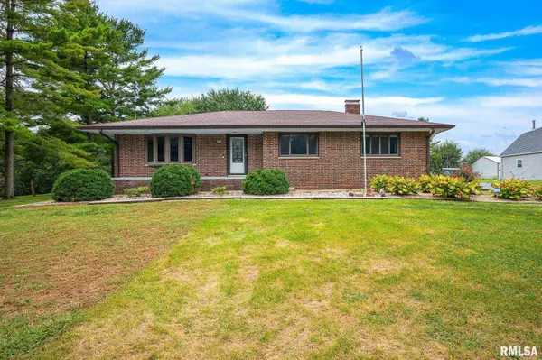 108 S STATE ST, Henderson, IL 61439