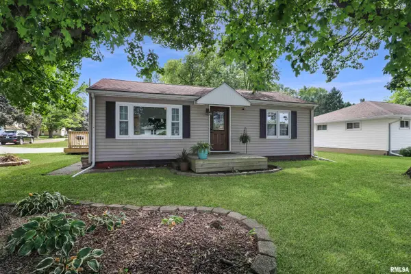 420 E WALNUT ST, Tremont, IL 61568