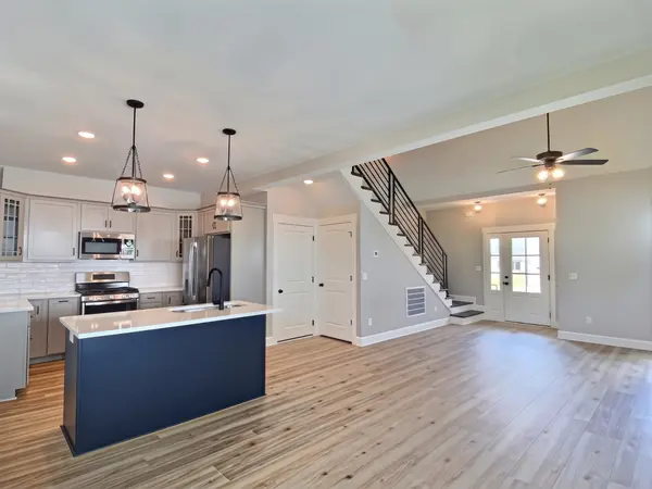 213 Harvest Moon Dr, Clarksville, TN 37043