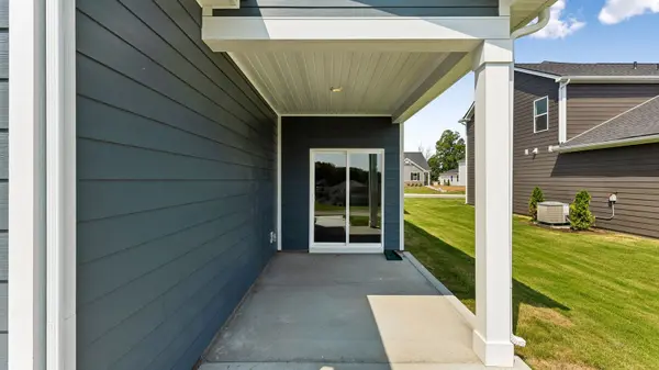 4026 Red Hawk Rd, Columbia, TN 38401